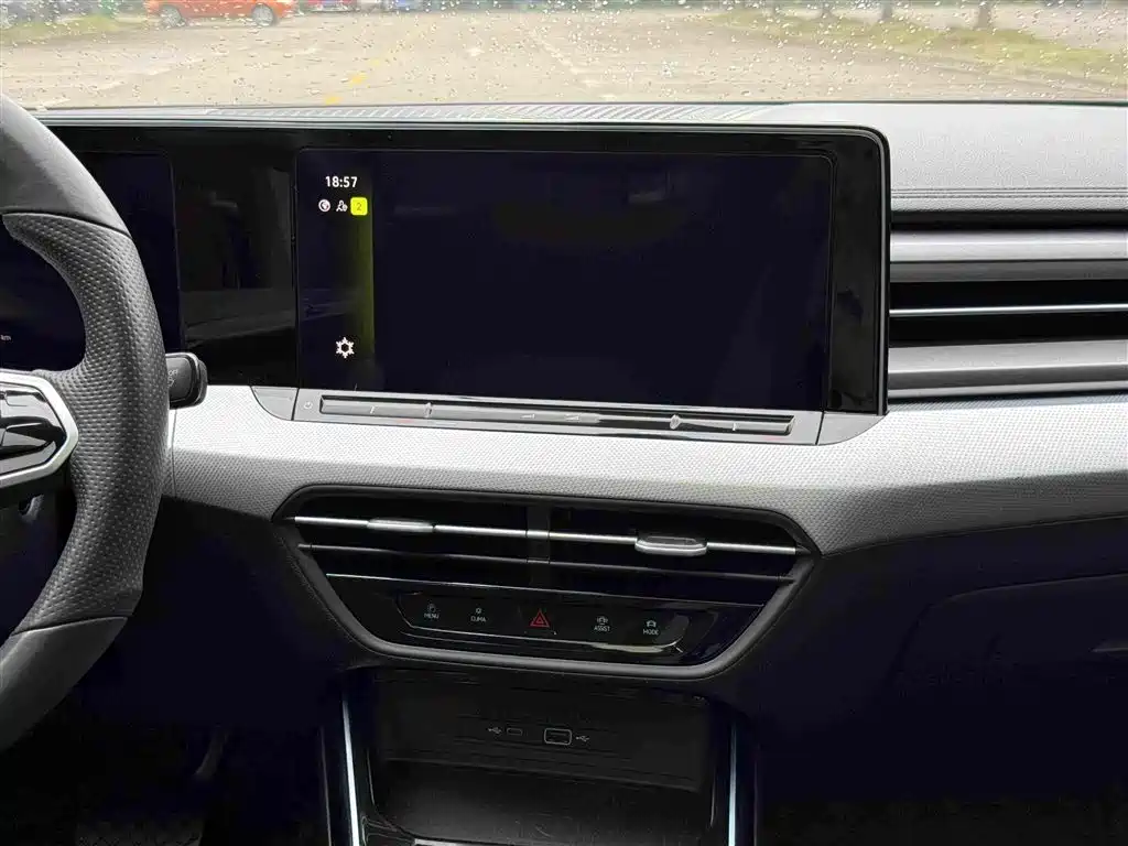 Volkswagen Lamando 2023 Lamando L 280TSI DSG Cool Edition
