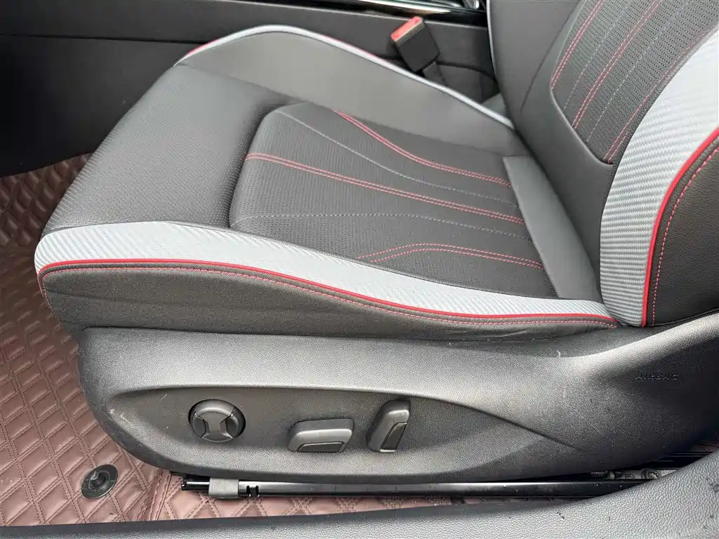 Volkswagen Lamando 2023 Lamando L 280TSI DSG Cool Edition