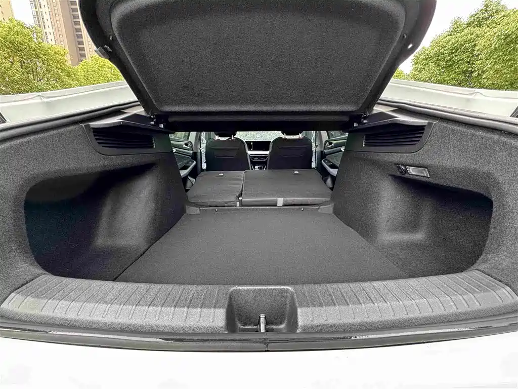 Volkswagen Lamando 2023 Lamando L 280TSI DSG Cool Edition