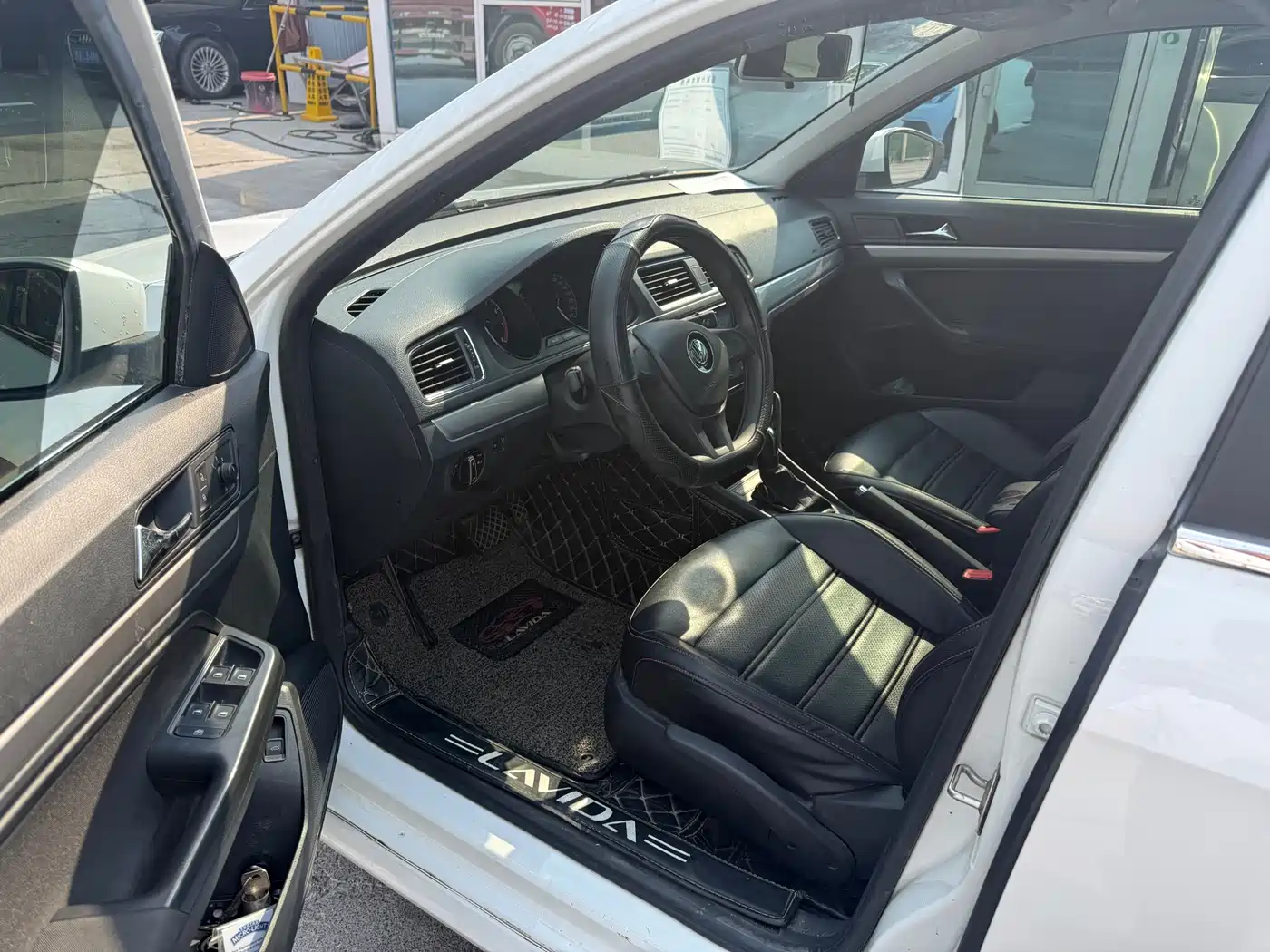 Volkswagen Lavida 2017 1.6L Automatic Trend Edition