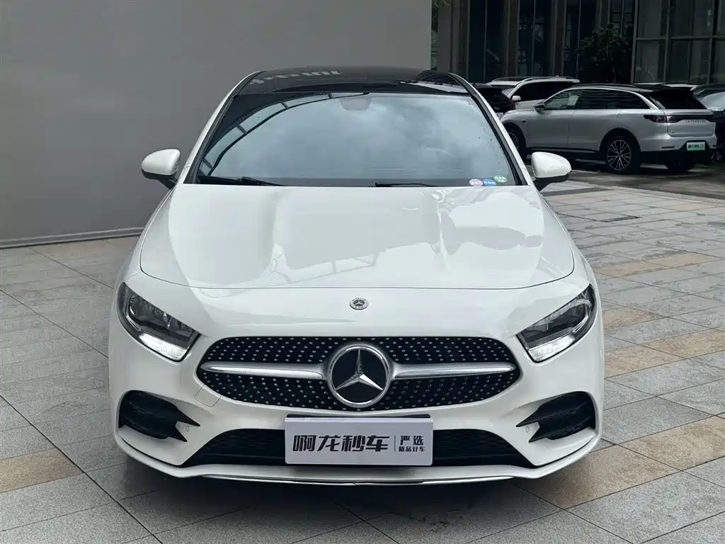 Mercedes-Benz Mercedes-Benz A-Class 2021 A 180 L Sports Sedan