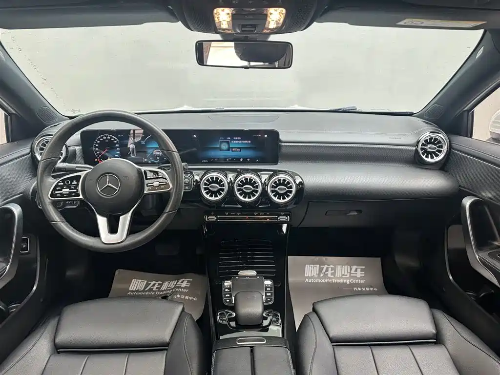 Mercedes-Benz Mercedes-Benz A-Class 2021 A 180 L Sports Sedan