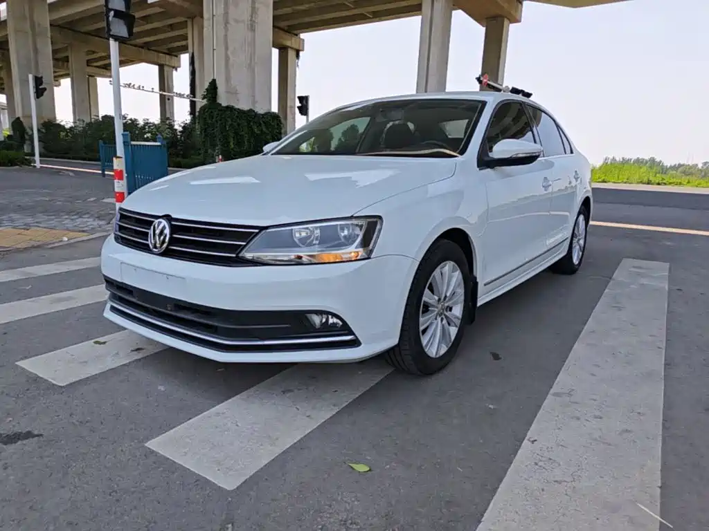 Volkswagen Sagitar 2015 230TSI Automatic Comfort
