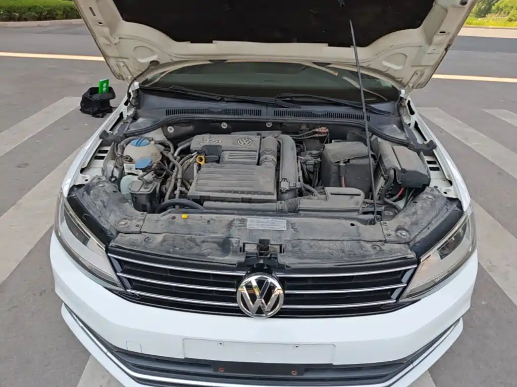 Volkswagen Sagitar 2015 230TSI Automatic Comfort