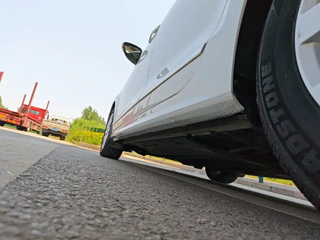 Volkswagen Sagitar 2015 230TSI Automatic Comfort