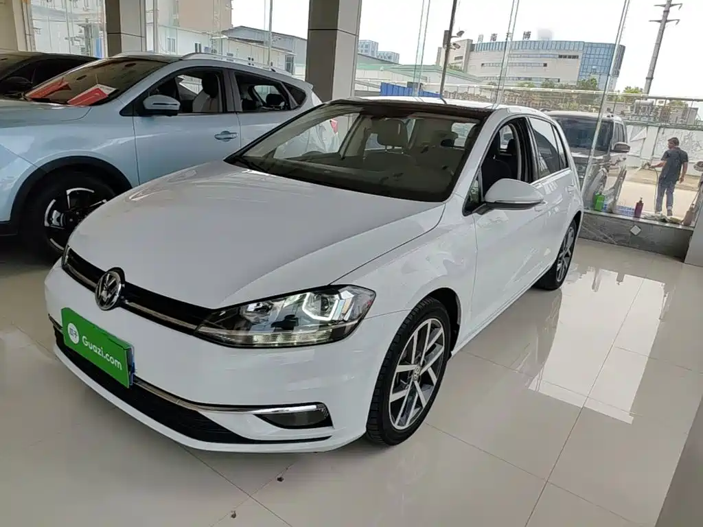 Volkswagen Golf 2020 Beloved Edition 280TSI DSG Comfort