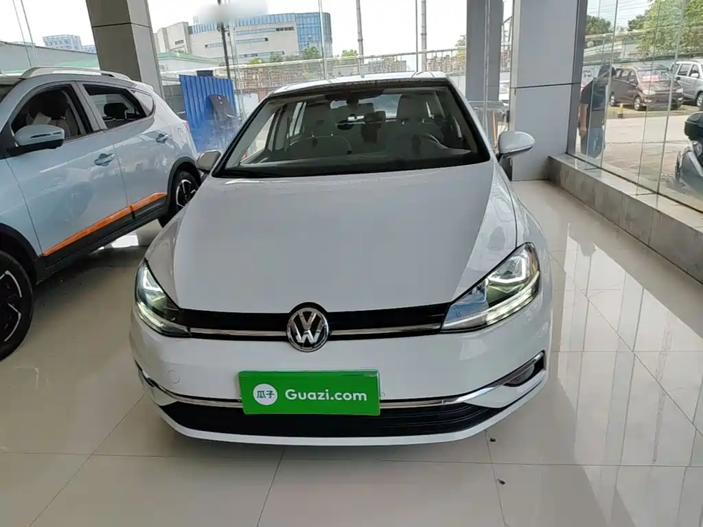 Volkswagen Golf 2020 Beloved Edition 280TSI DSG Comfort