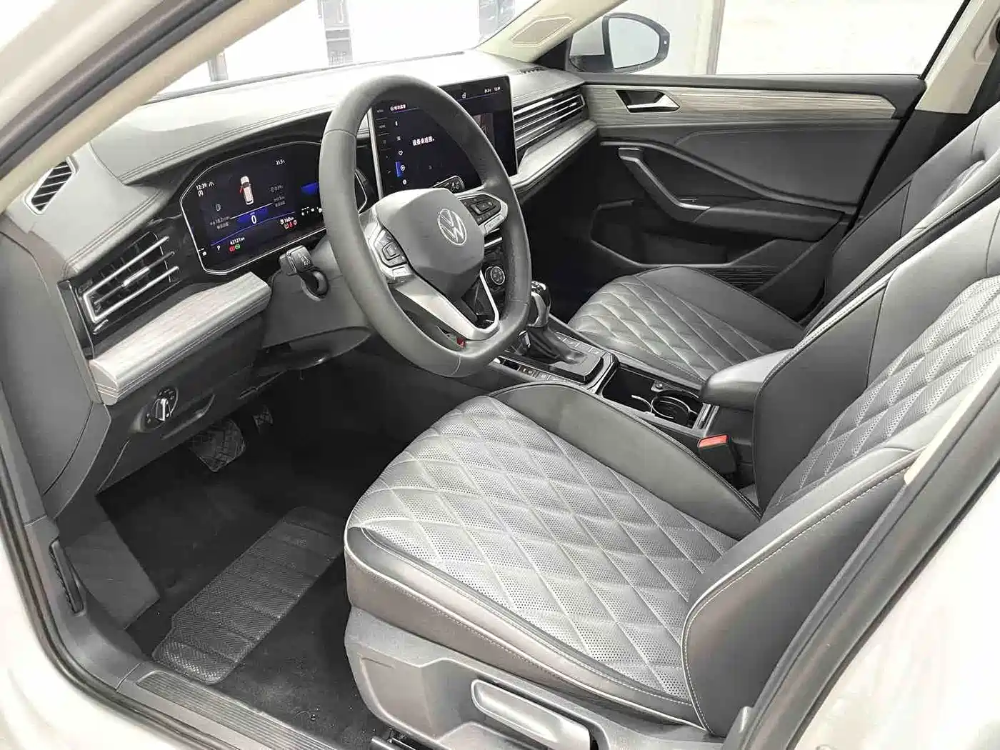 Volkswagen Sagitar 2023 280TSI DSG Beyond Lite