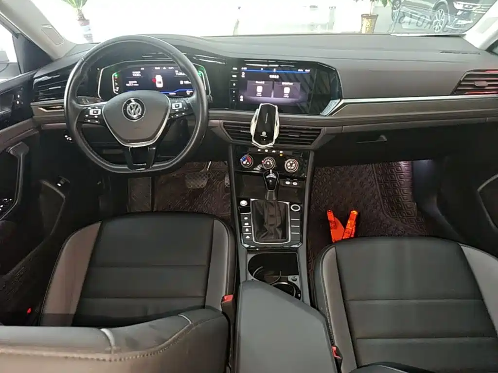 Volkswagen Sagitar 2022 280TSI DSG Surpassing Edition