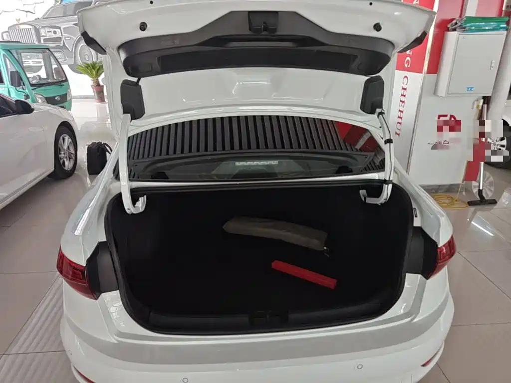 Volkswagen Sagitar 2022 280TSI DSG Surpassing Edition