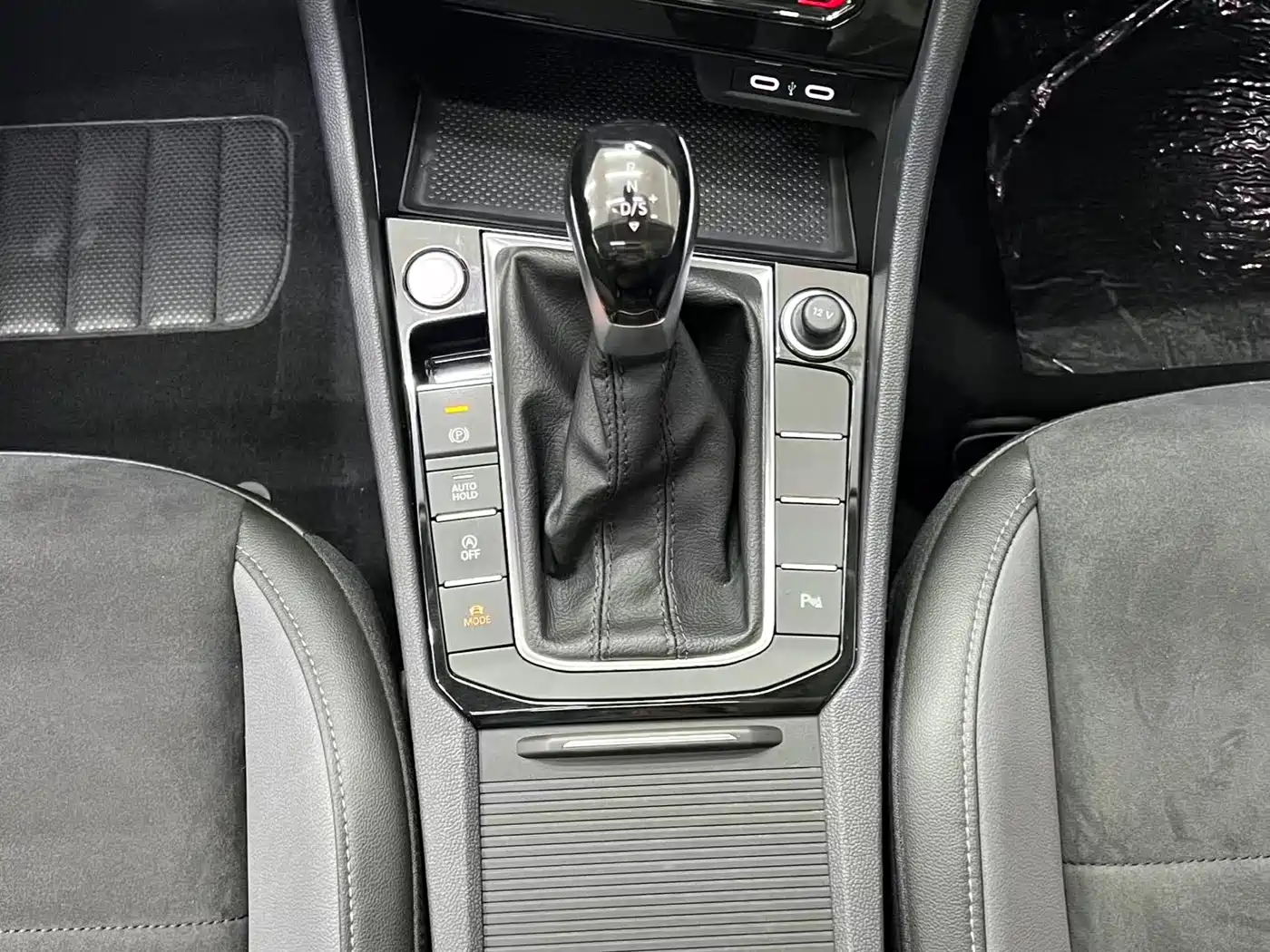 Volkswagen Sagitar 2022 280TSI DSG Excellence Edition