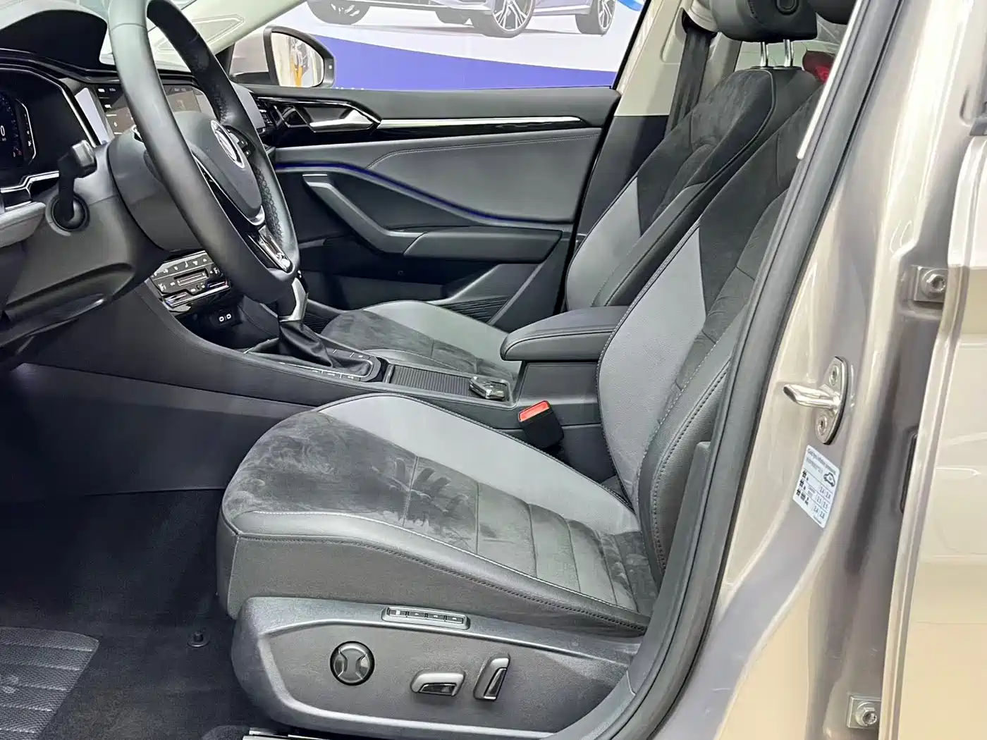Volkswagen Sagitar 2022 280TSI DSG Excellence Edition