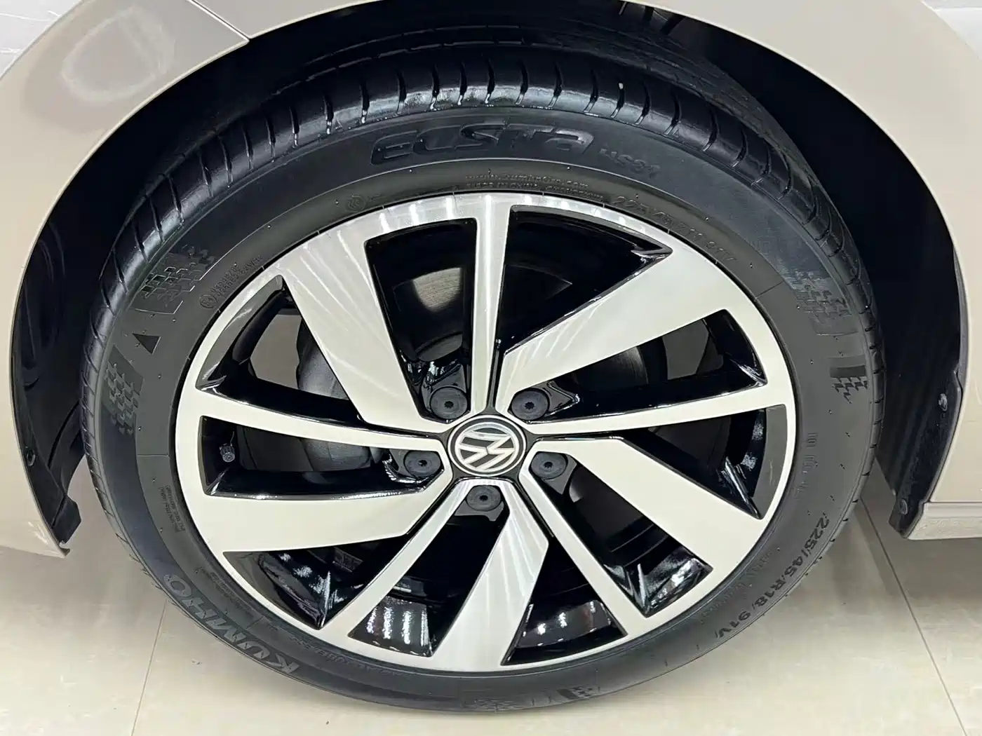 Volkswagen Sagitar 2022 280TSI DSG Excellence Edition