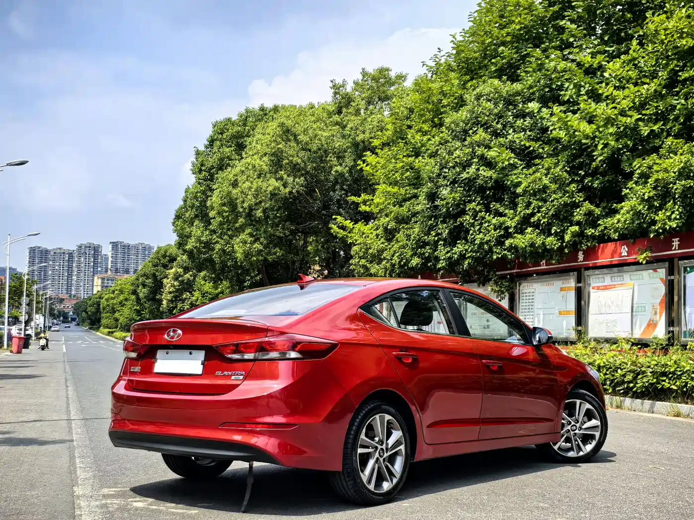 Hyundai Elantra 2016 Model 1.6L Automatic Smart Elite