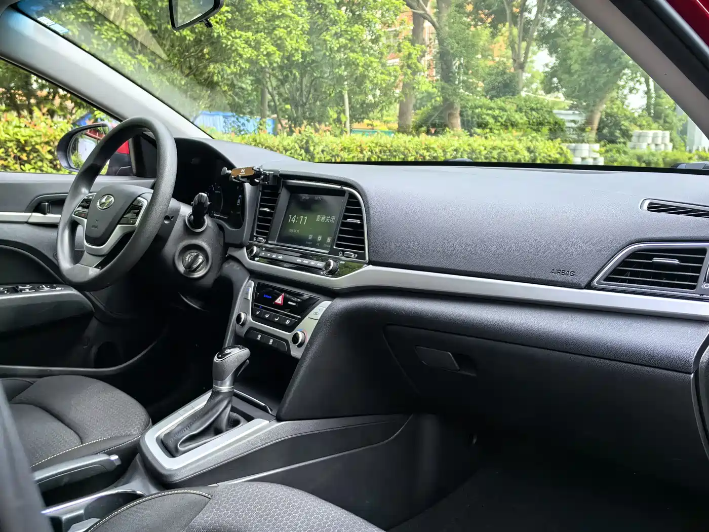 Hyundai Elantra 2016 Model 1.6L Automatic Smart Elite
