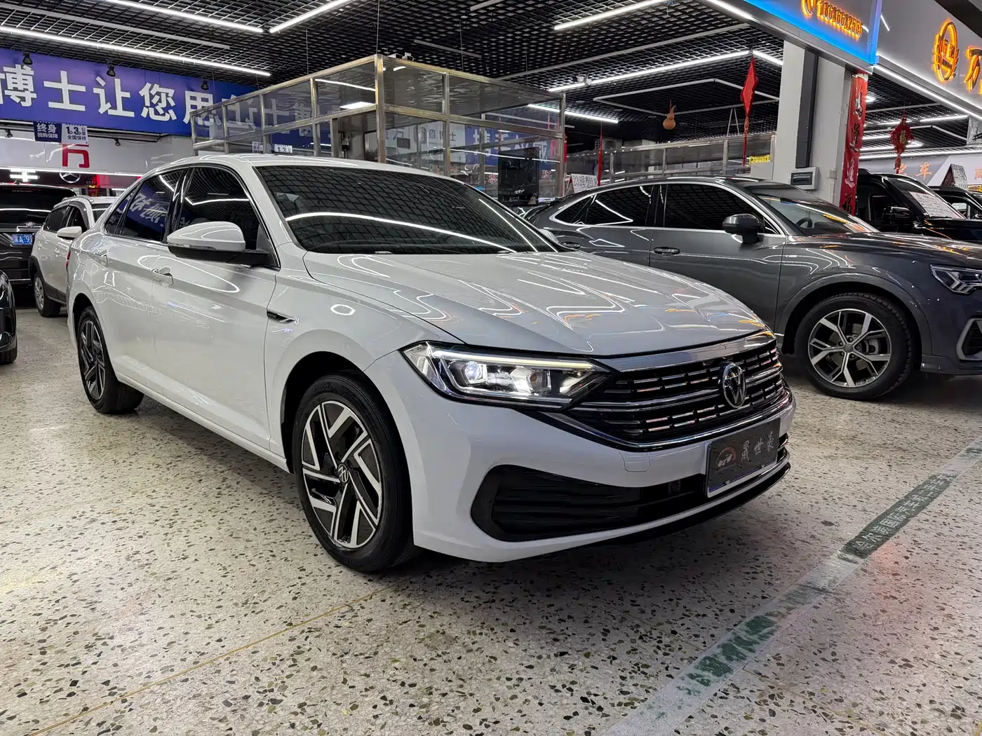 Volkswagen Sagitar 2023 Model Year 280TSI DSG Surpass Edition