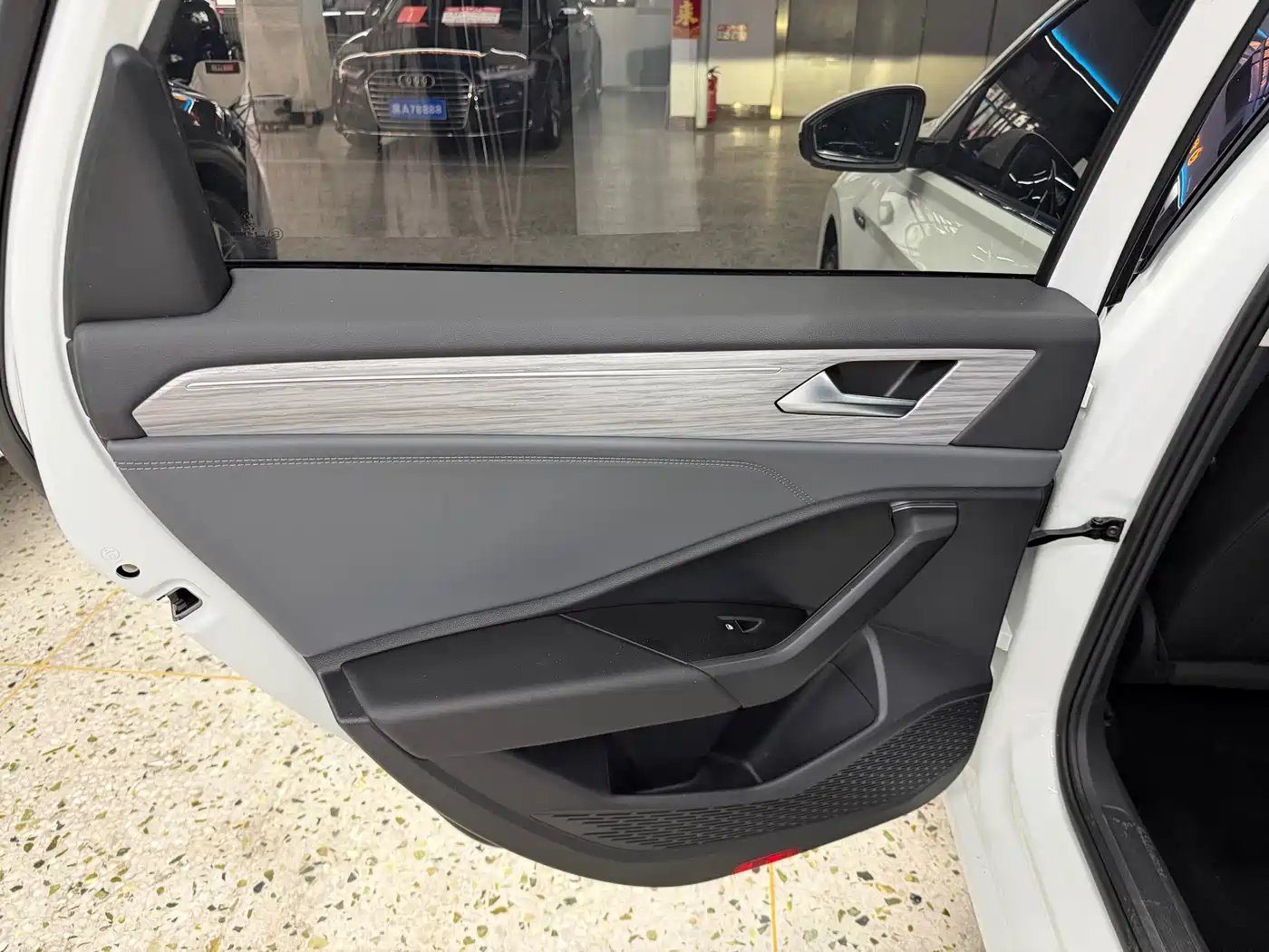 Volkswagen Sagitar 2023 Model Year 280TSI DSG Surpass Edition