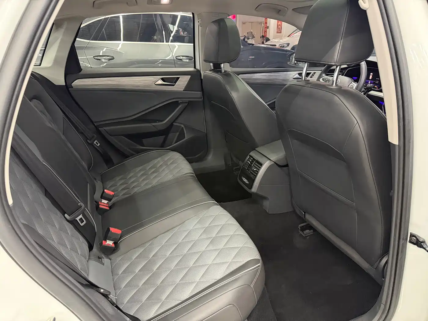 Volkswagen Sagitar 2023 Model Year 280TSI DSG Surpass Edition