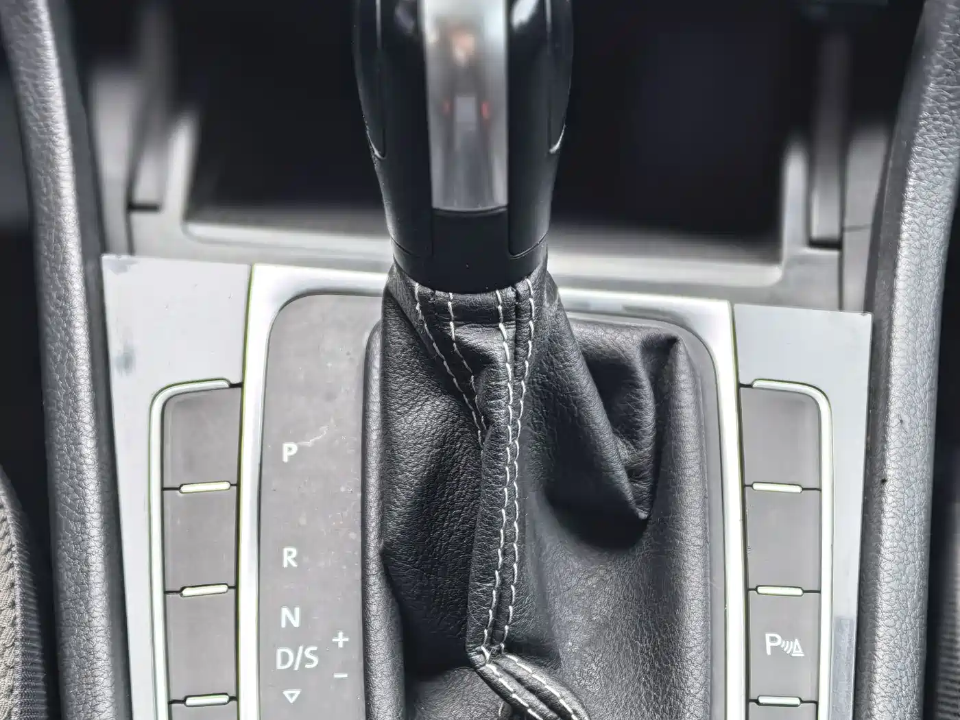 Volkswagen Golf 2017 1.6L Auto Comfort Millionth Edition