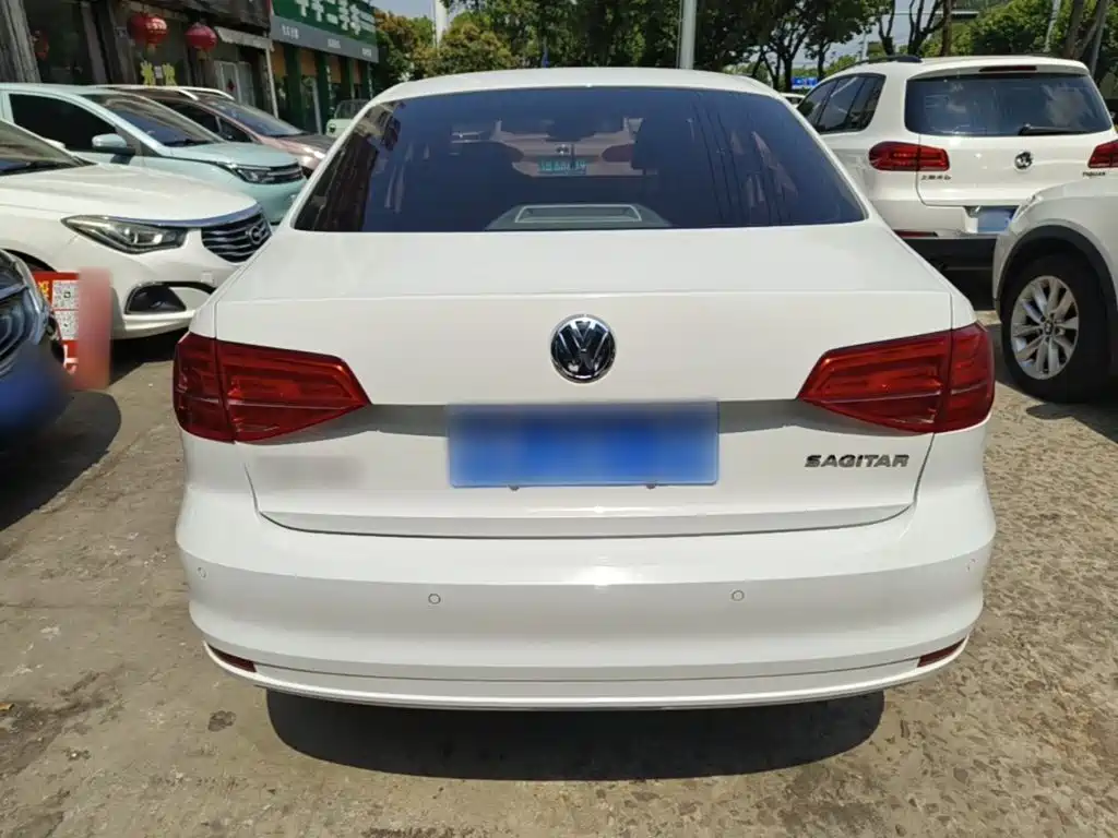 Volkswagen Sagitar 2018 1.6L Automatic Comfort