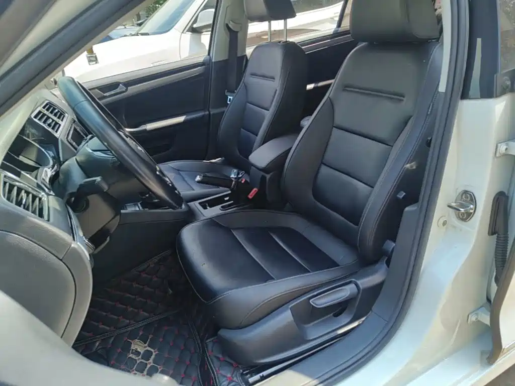 Volkswagen Sagitar 2018 1.6L Automatic Comfort