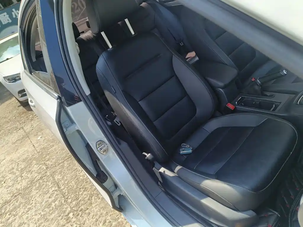 Volkswagen Sagitar 2018 1.6L Automatic Comfort