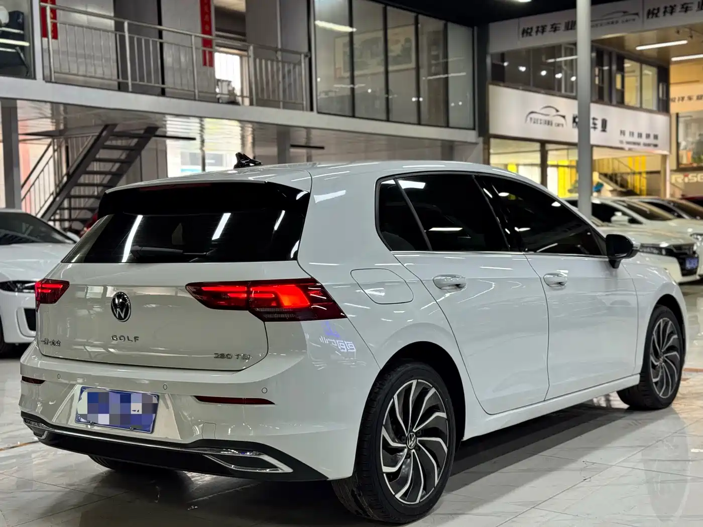 Volkswagen Golf 2023 280TSI DSG Pro 20th Anniversary Edition