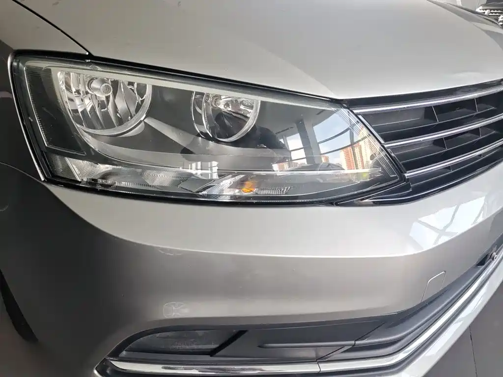 Volkswagen Sagitar 2018 280TSI DSG Comfort