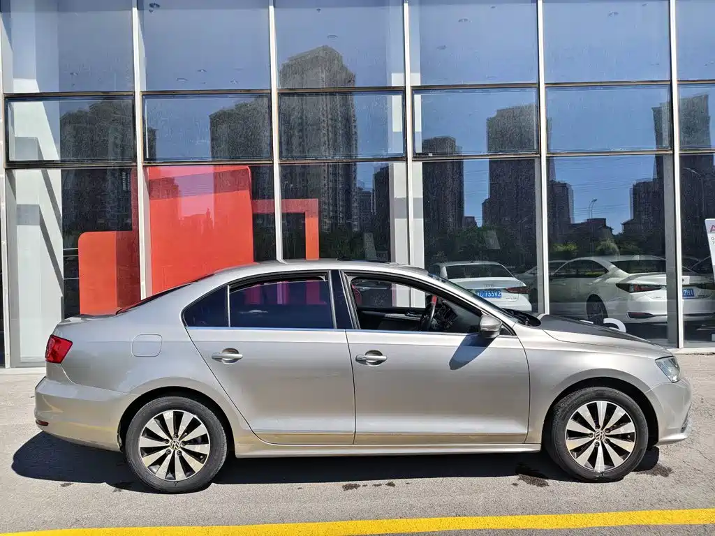 Volkswagen Sagitar 2018 280TSI DSG Comfort
