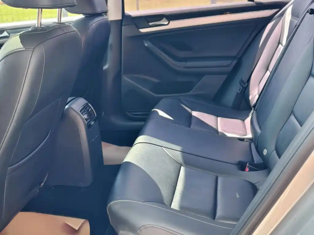 Volkswagen Sagitar 2018 280TSI DSG Comfort