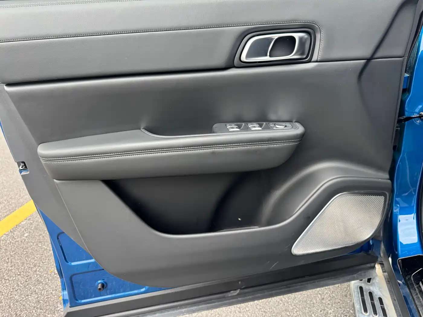 Li Auto Li ONE 2020 Extended Range 6-seater