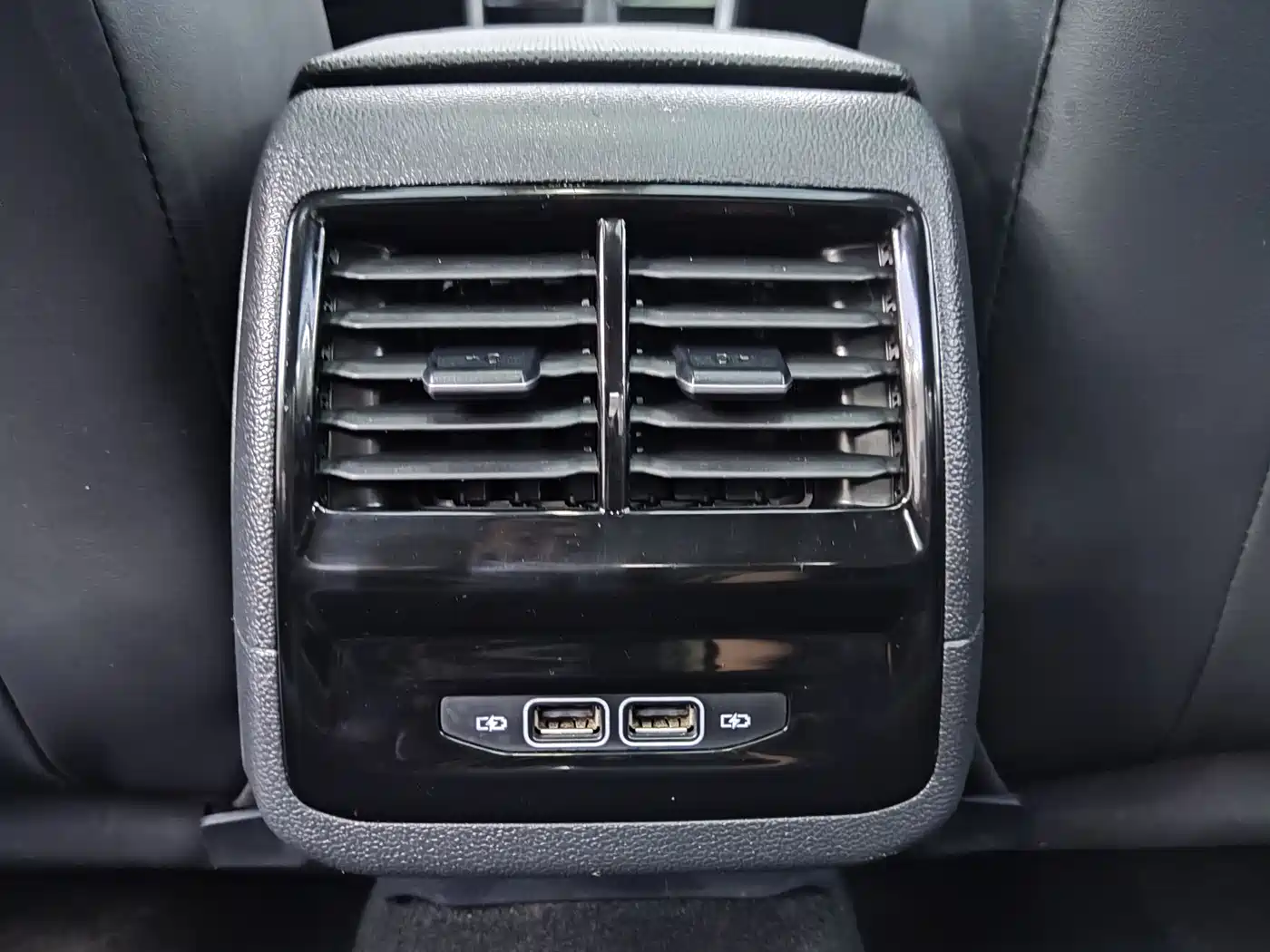 Volkswagen Sagitar 2023 280TSI DSG Beyond Lite