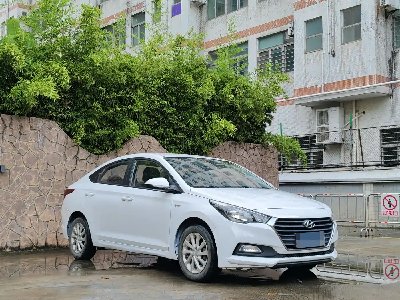 Hyundai Hyundai Verna 2016 1.4L Manual Cool Edition GLS
