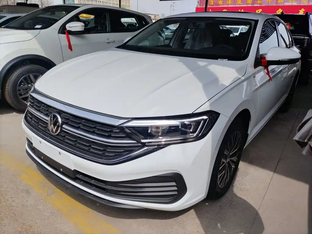 Volkswagen Sagitar 2025 Model Year Facelift 200TSI DSG Soaring Edition