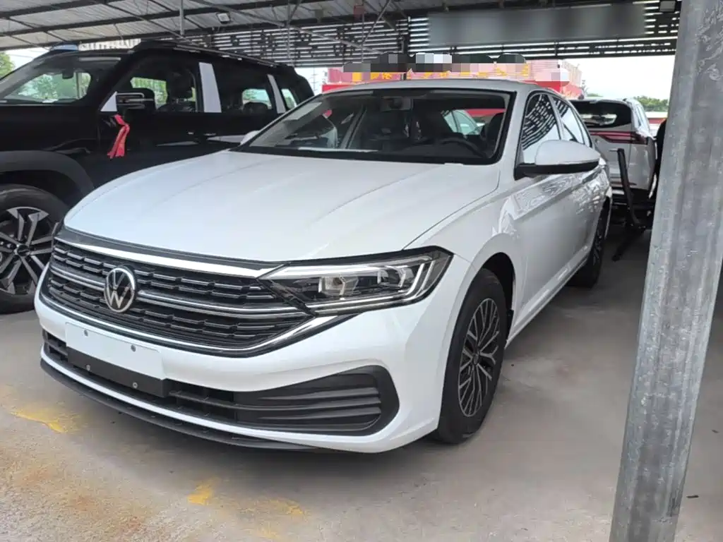 Volkswagen Sagitar 2025 Model Year Facelift 200TSI DSG Soaring Edition