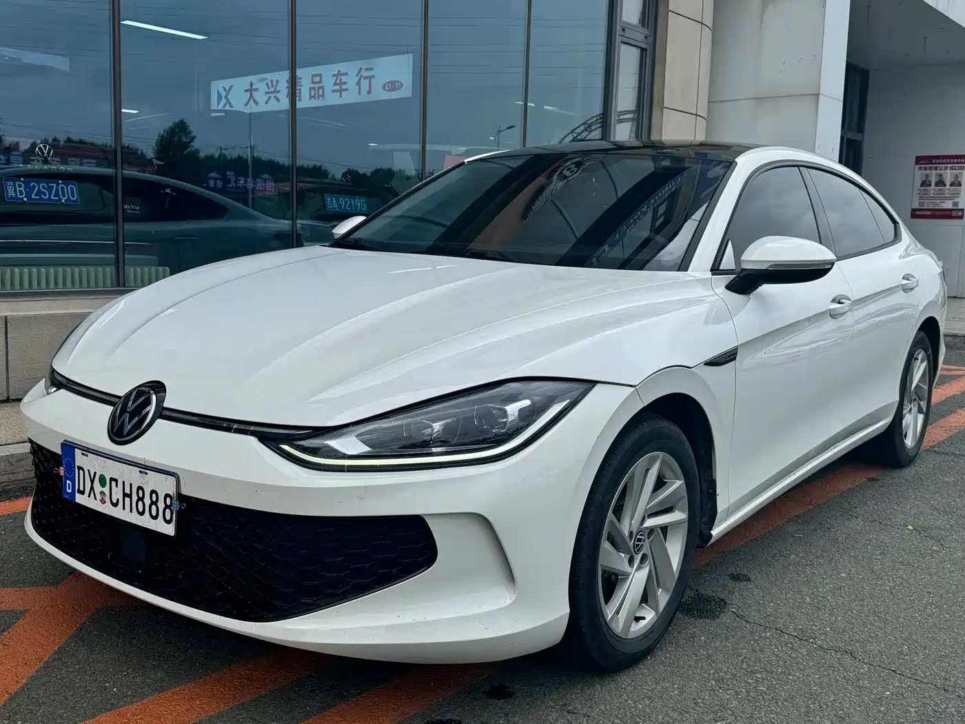 Volkswagen Lamando 2023 Lamando L 280TSI DSG Glamour Edition
