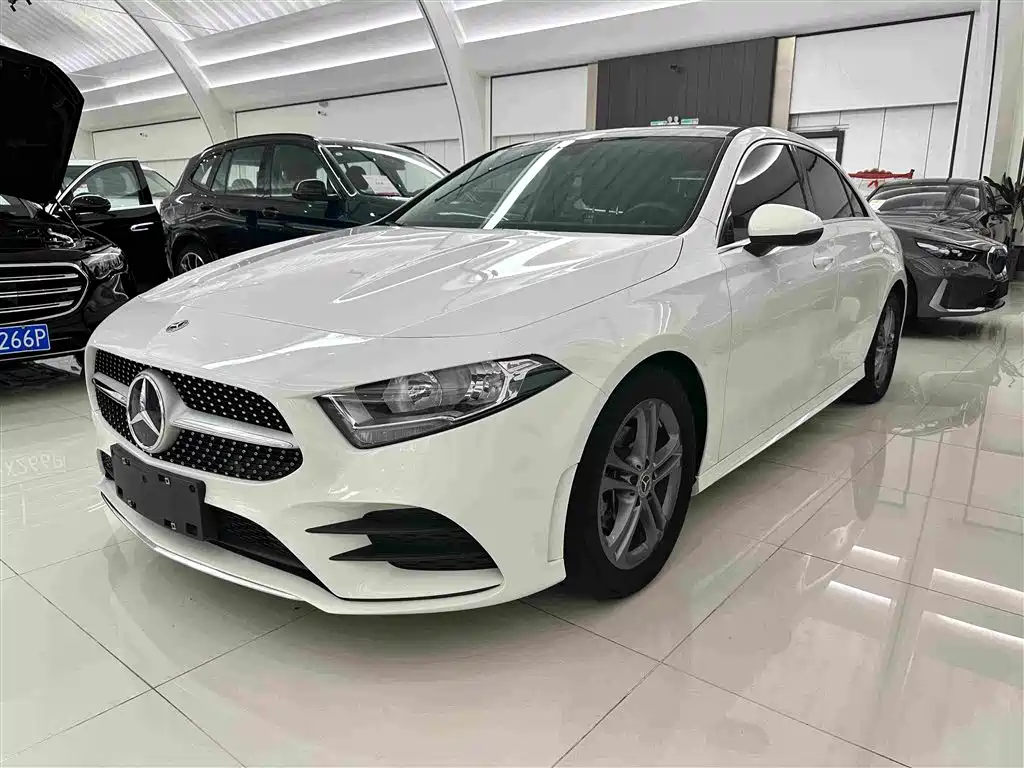 Mercedes-Benz Mercedes-Benz A-Class 2020 A 180 L Sport Sedan