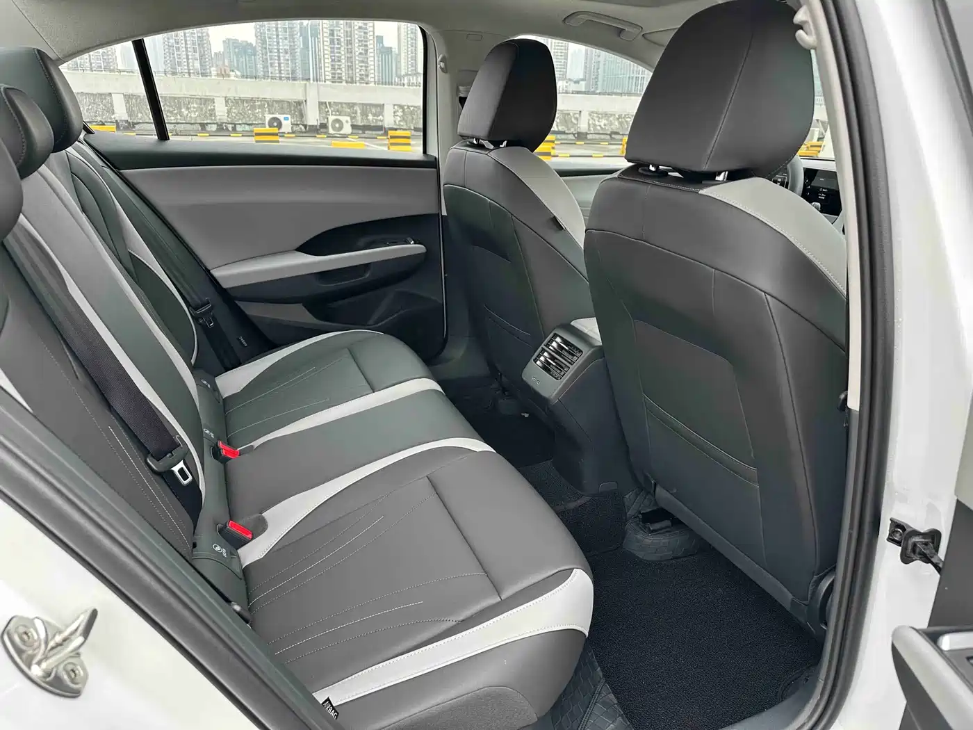 Volkswagen Sagitar 2026 S 1.5L Base Model