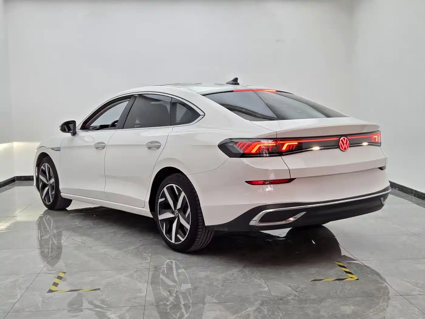 Volkswagen Lamando 2023 Lamando L 280TSI DSG Cool Edition