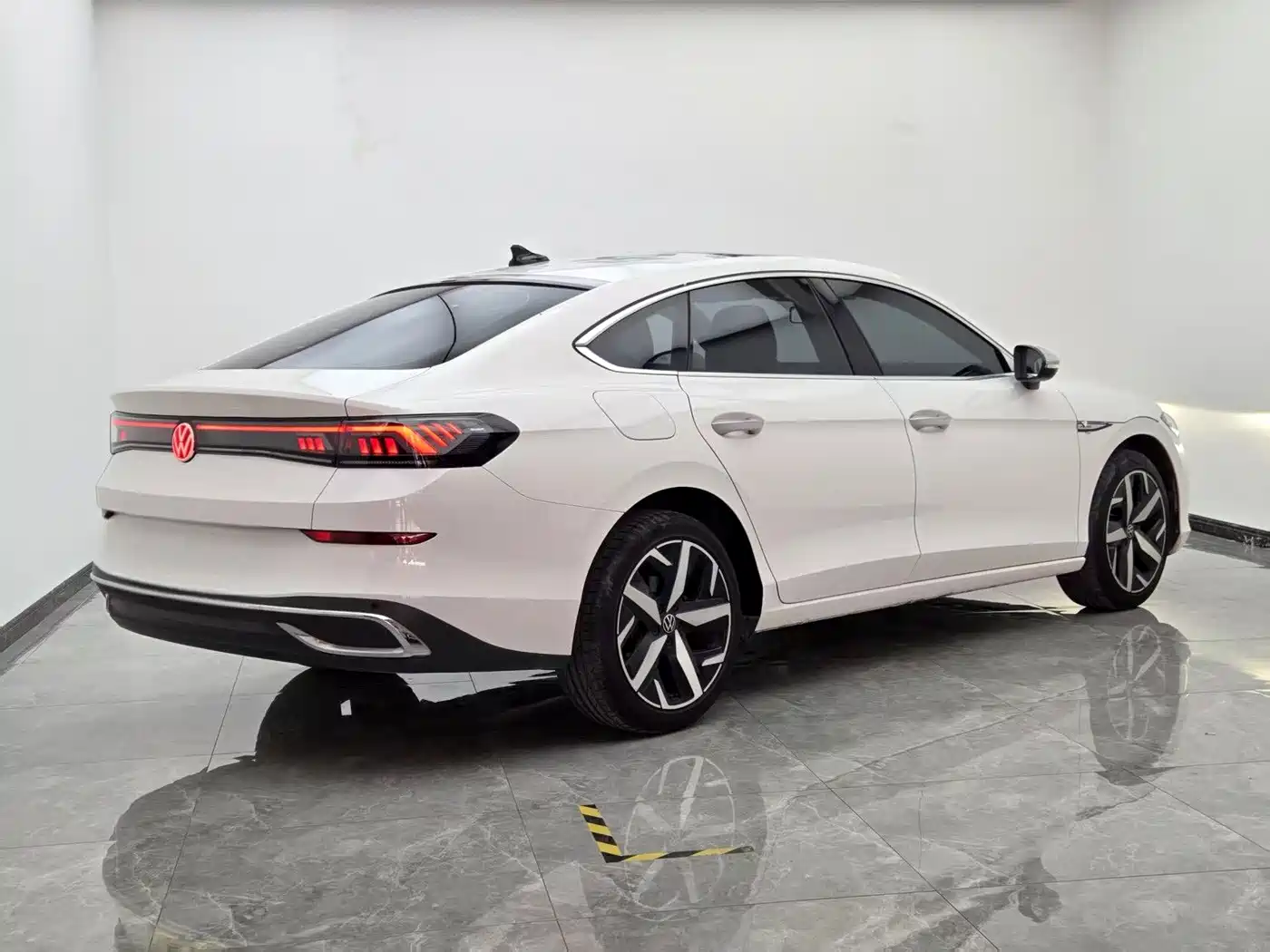 Volkswagen Lamando 2023 Lamando L 280TSI DSG Cool Edition