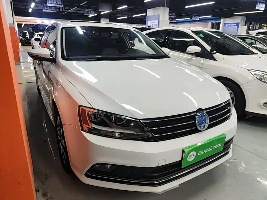 Volkswagen Sagitar 2017 230TSI Automatic Comfort
