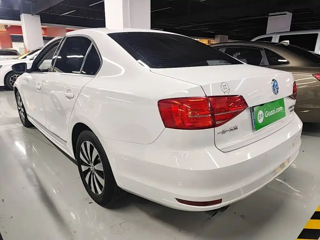 Volkswagen Sagitar 2017 230TSI Automatic Comfort