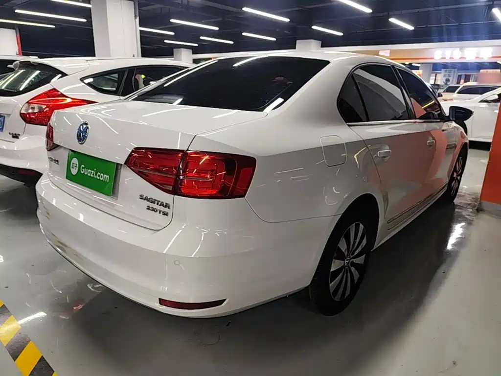 Volkswagen Sagitar 2017 230TSI Automatic Comfort
