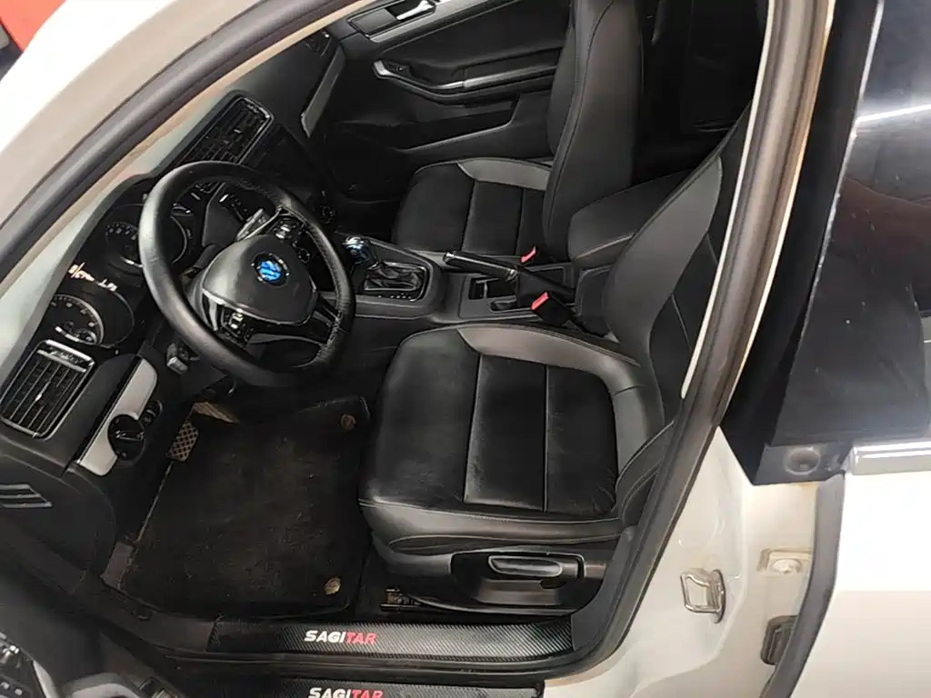 Volkswagen Sagitar 2017 230TSI Automatic Comfort