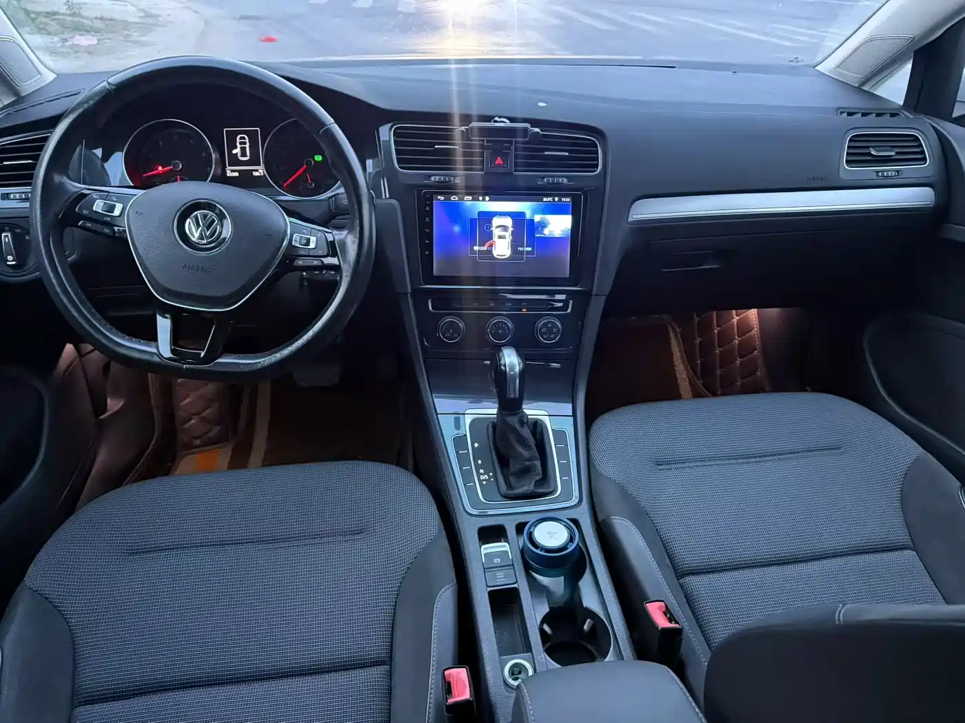 Volkswagen Golf 2018 1.6L Automatic Comfort