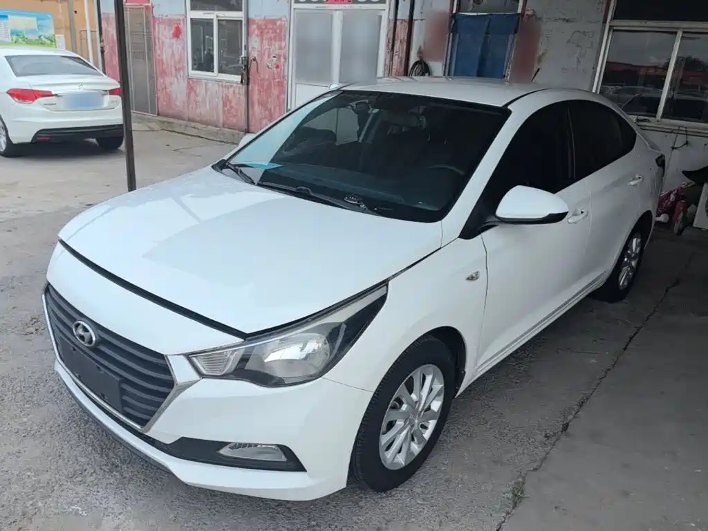 Hyundai Hyundai Verna 2016 1.4L Manual Cool Edition GLS