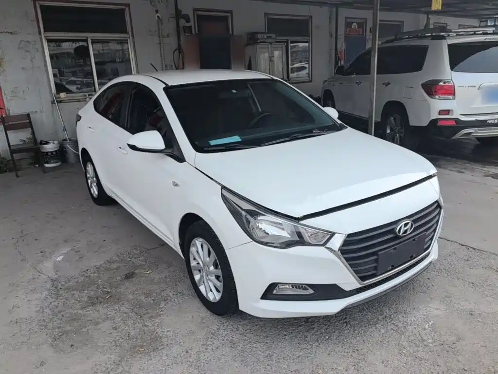 Hyundai Hyundai Verna 2016 1.4L Manual Cool Edition GLS