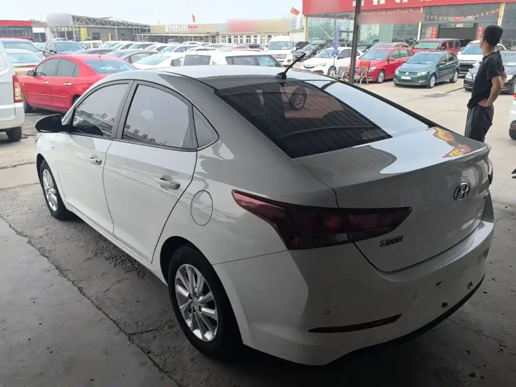 Hyundai Hyundai Verna 2016 1.4L Manual Cool Edition GLS