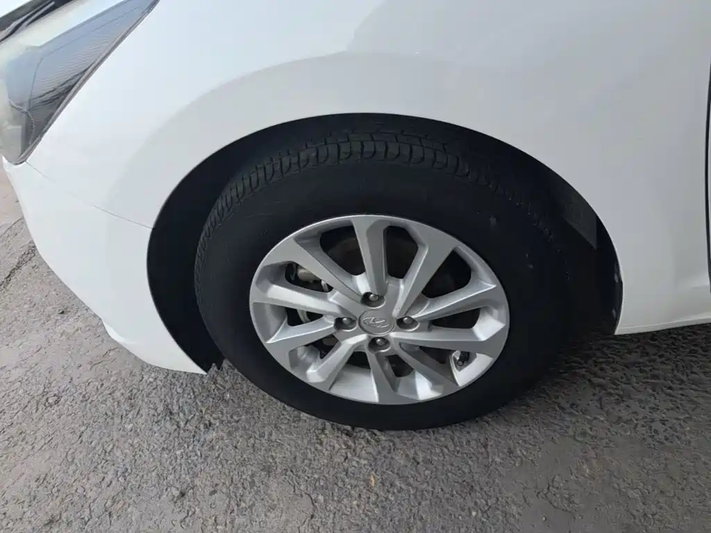 Hyundai Hyundai Verna 2016 1.4L Manual Cool Edition GLS