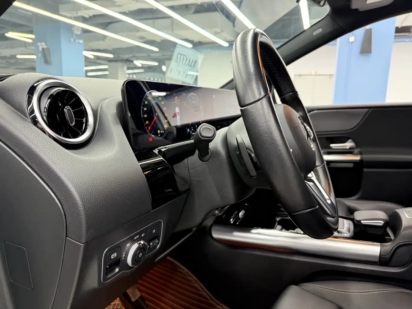 Mercedes-Benz Mercedes-Benz B-Class 2022 B 180 Fashion